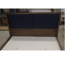 Двуспальная кровать Пальма PALMA-26 Двуспальная кровать Пальма PALMA-26